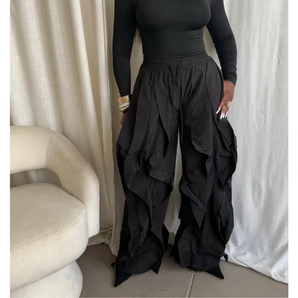 OLIVE GREEN Ruffled Pants - Picture 11 of 13